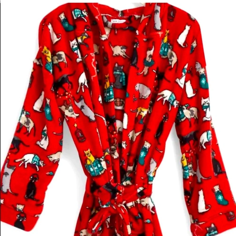 NWT $69 Vera Bradley Holiday Cats Print Plush Fleece Cozy Hooded Robe Red L/XL - Picture 3 of 9